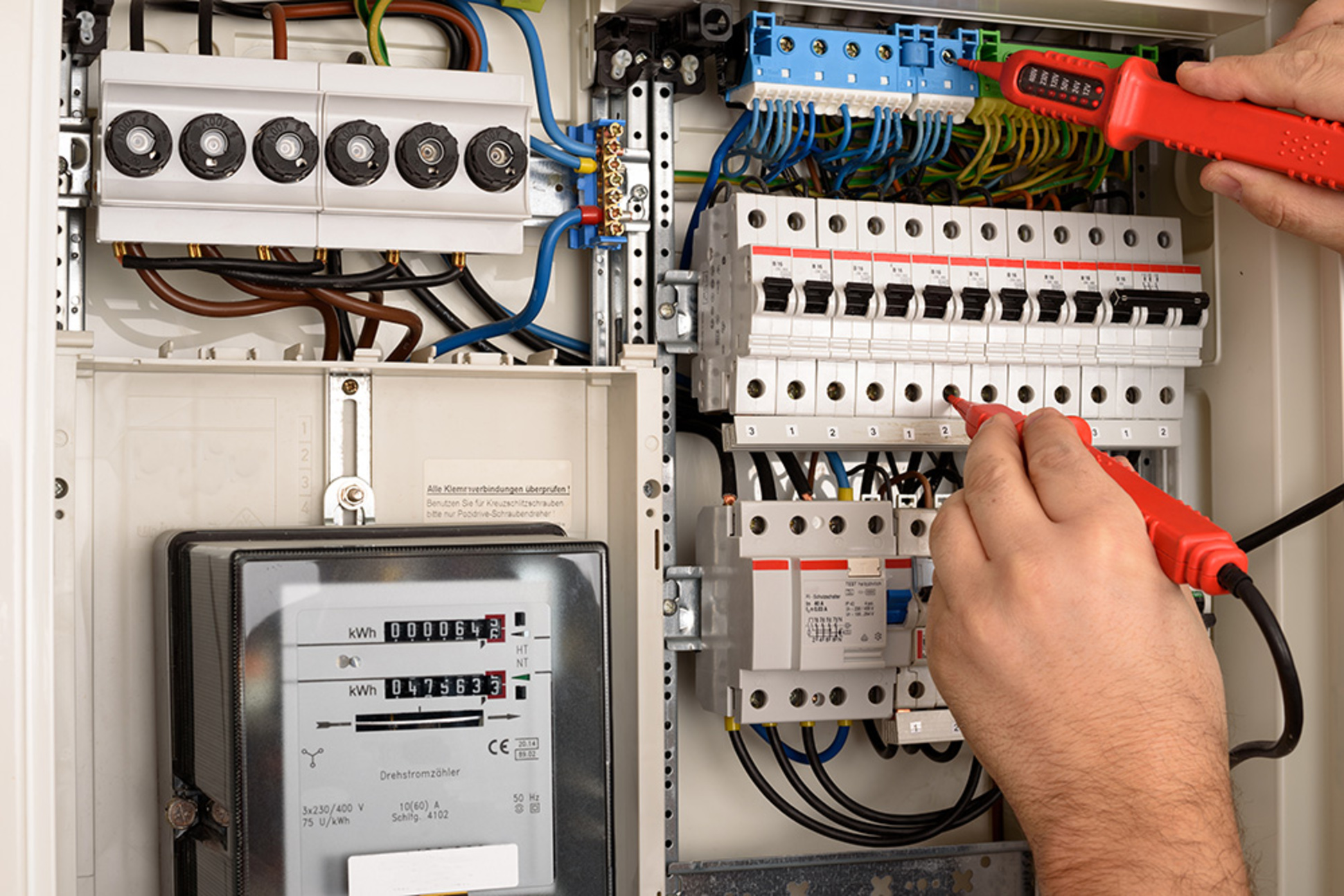 E-Check bei KLT Elektro GmbH in Osterholz-Scharmbeck
