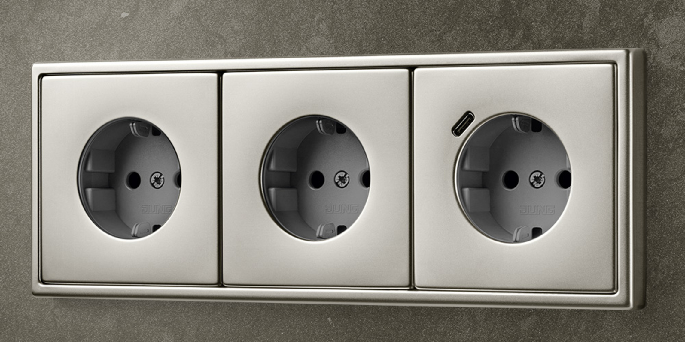 SCHUKO® Steckdosen mit USB bei KLT Elektro GmbH in Osterholz-Scharmbeck